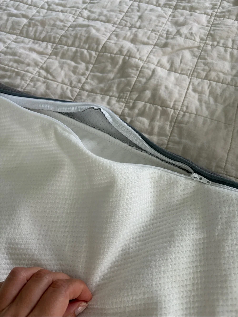 Coop king size cutout ultra tech pillow protector